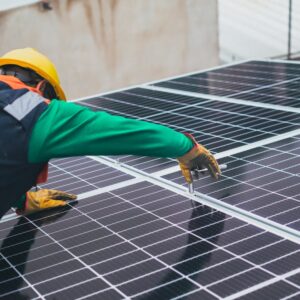 Güneş Enerjisiyle Çalışan Araçlar: Geleceğin Taşıtları