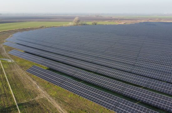 Yenilenebilir enerji kaynağı olarak güneş panelleri